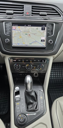Volkswagen Tiguan cena 89000 przebieg: 177000, rok produkcji 2016 z Iłowa małe 211